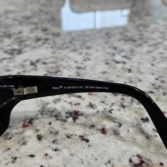 Maui Jim - PEAHI !!!  FLAWLESS AND IN MINT CONDITION !!! - Picture 5 of 7